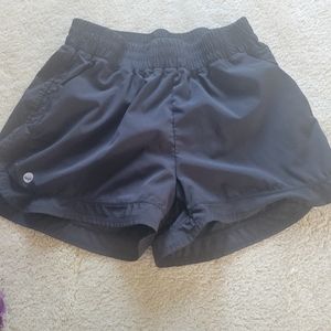 Senita Athletics Sedona shorts